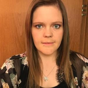 Meet your Posher, Abbey